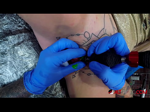 ❤️ Extremamente tatuada, a brasa Sully Savage fez uma tatuagem no seu clítoris ❤️ Porno em pt.javarchive.top ❌️